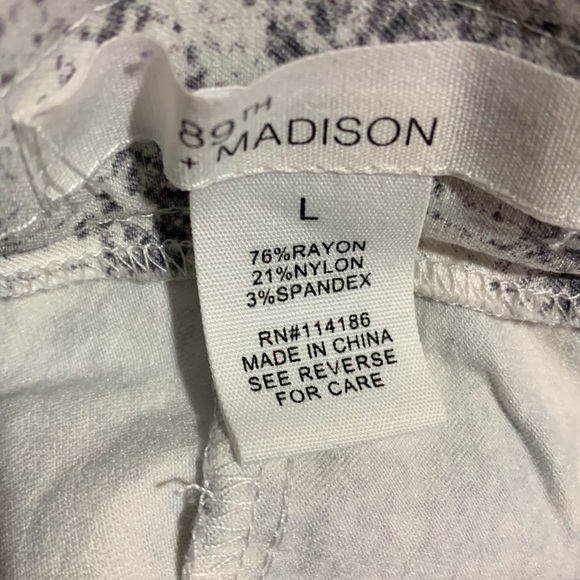 89th &  Madison Jeggings Stretch Pants Size L Animal Print White Gray - Picture 14 of 16